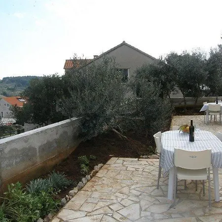 Studio Apartment In Lumbarda With Terrace, Air Conditioning, Wifi 3632-3 *